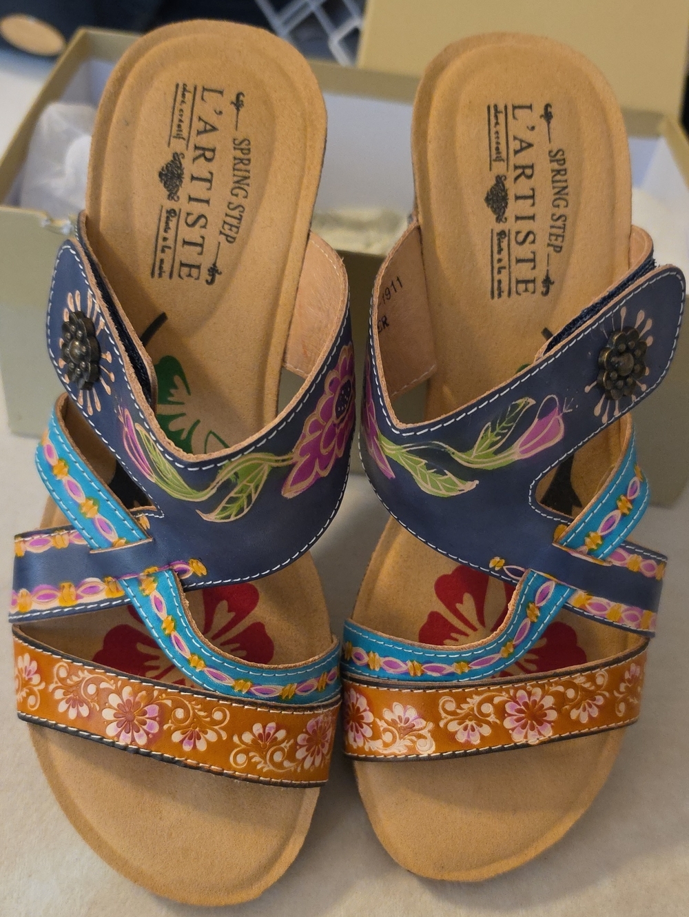 L'ARTISTE BY Spring Step Navy Blue Multi-Color Wedge Sandals Sz 9 NIB #4